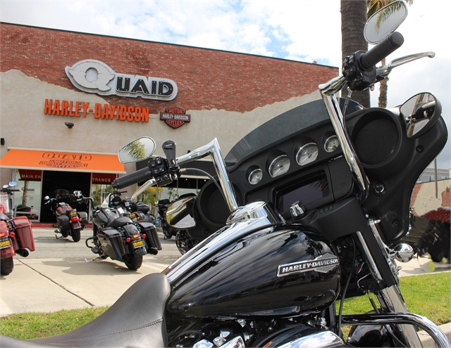 2023 Harley-Davidson Street Glide Base at Quaid Harley-Davidson, Loma Linda, CA 92354