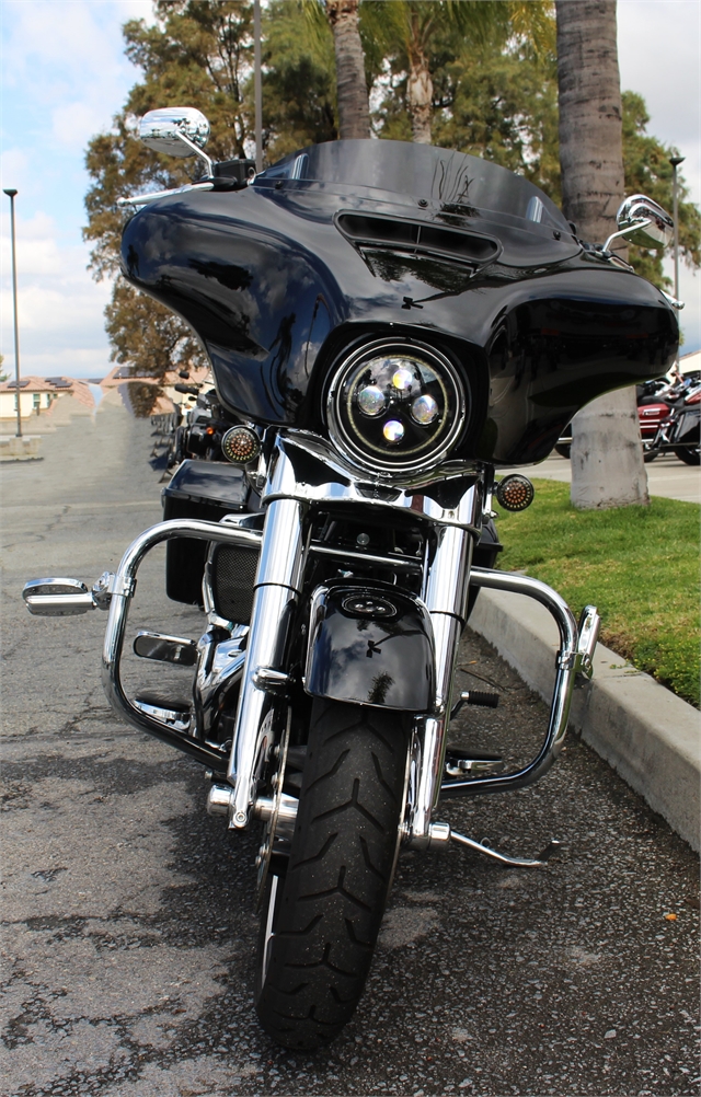 2023 Harley-Davidson Street Glide Base at Quaid Harley-Davidson, Loma Linda, CA 92354