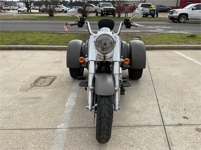 2018 Harley-Davidson Trike Freewheeler at Roughneck Harley-Davidson
