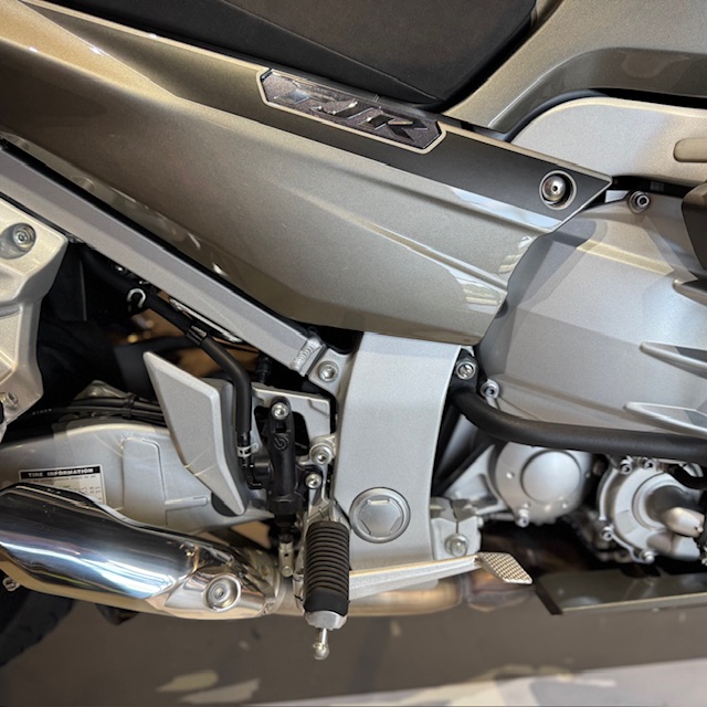 2013 Yamaha FJR 1300A at Martin Moto