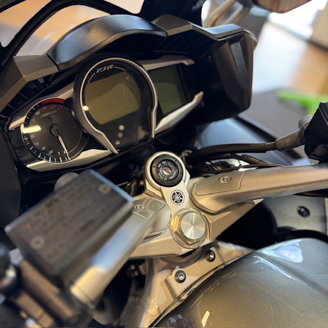 2013 Yamaha FJR 1300A at Martin Moto