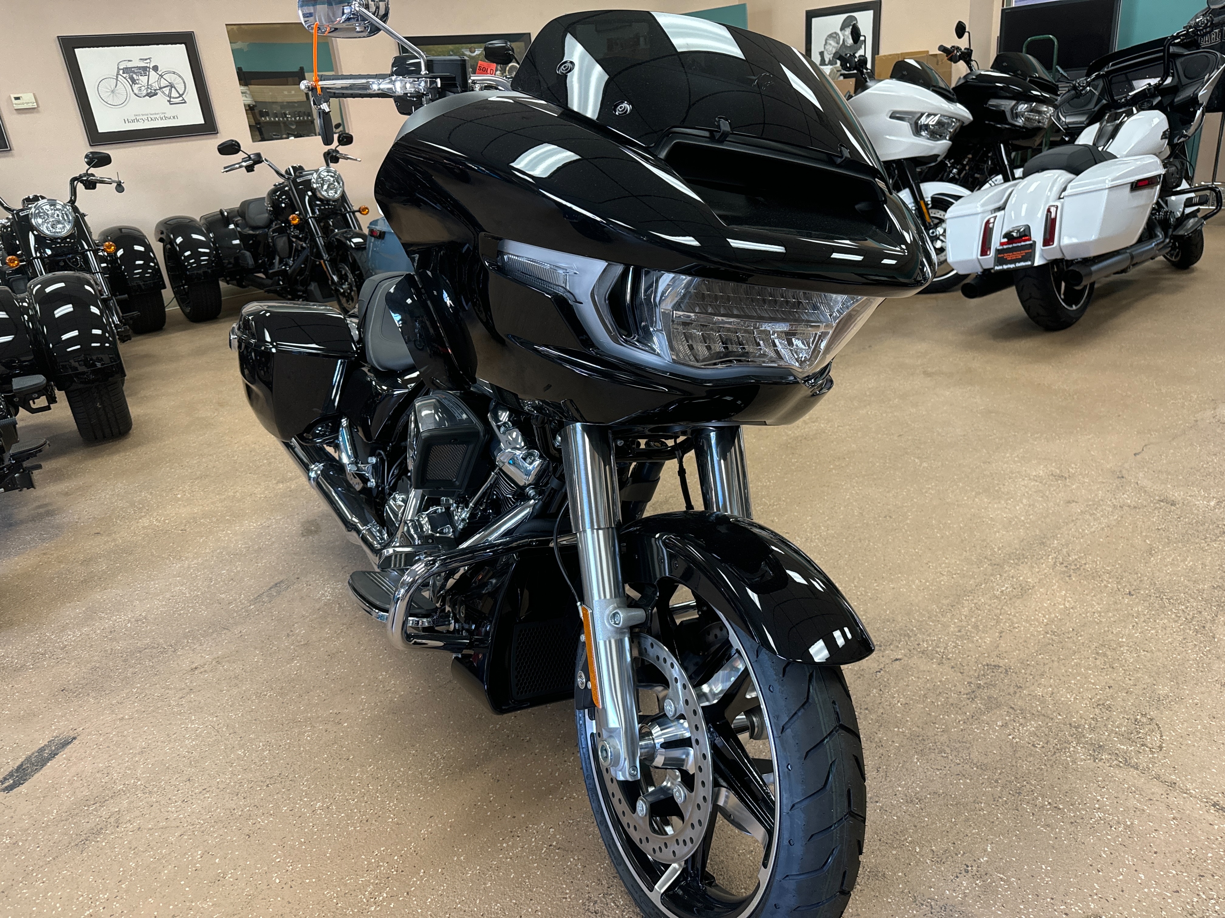 2024 Harley-Davidson Road Glide Base at Palm Springs Harley-Davidson®