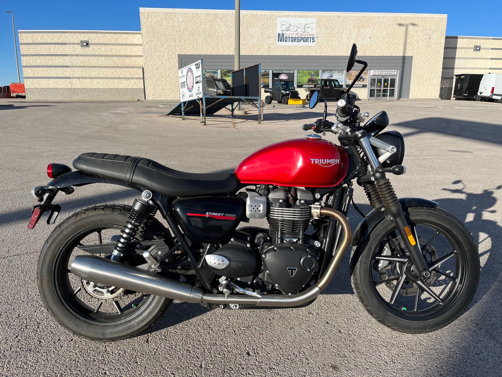 2021 Triumph Street Twin Base at Mount Rushmore Motorsports