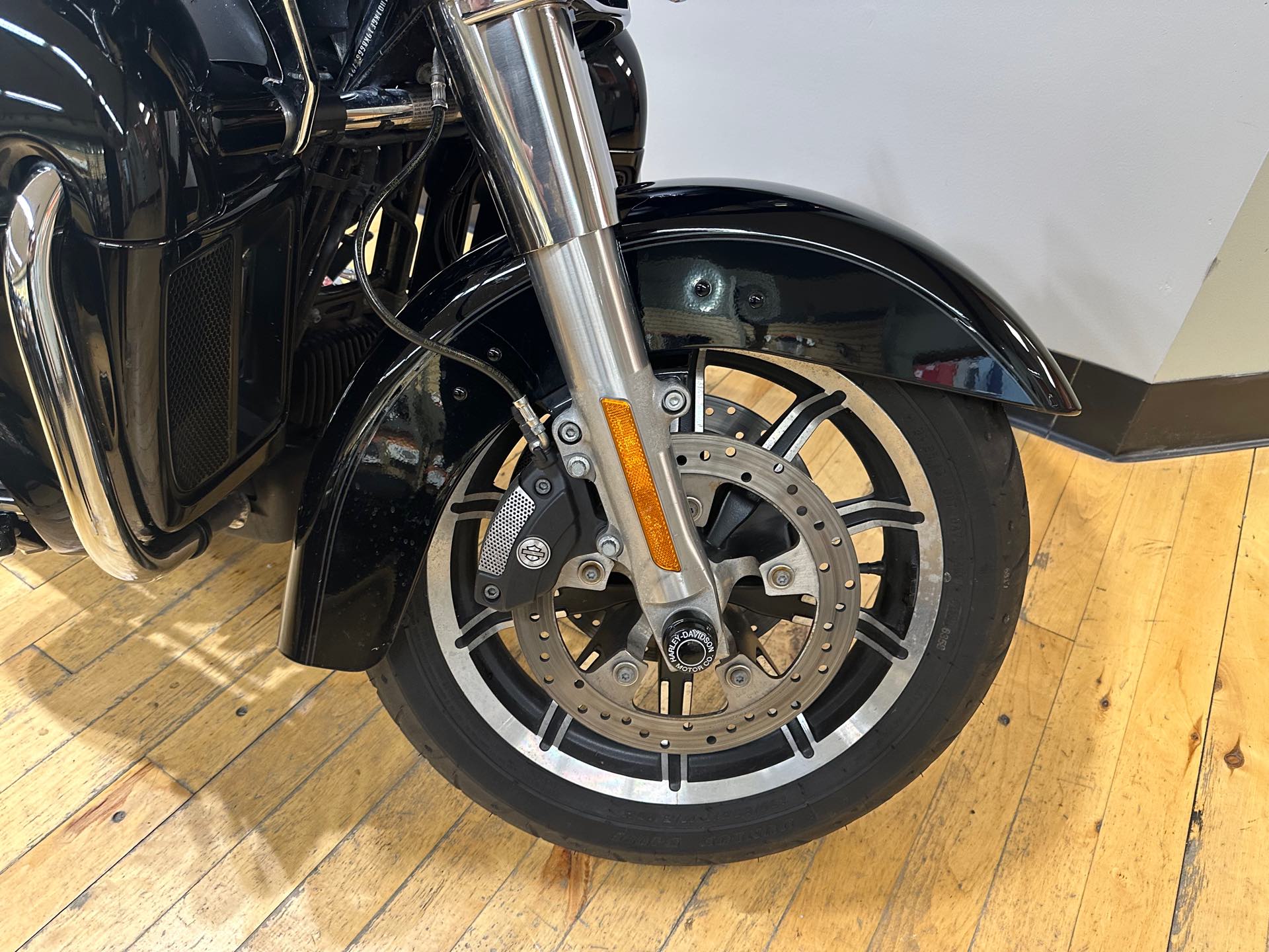 2019 Harley-Davidson Road Glide Ultra at Zips 45th Parallel Harley-Davidson