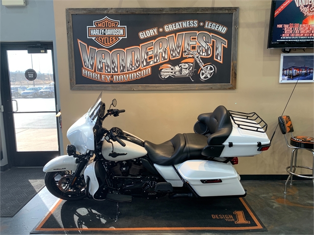 2024 Harley-Davidson Electra Glide Ultra Limited at Vandervest Harley-Davidson, Green Bay, WI 54303