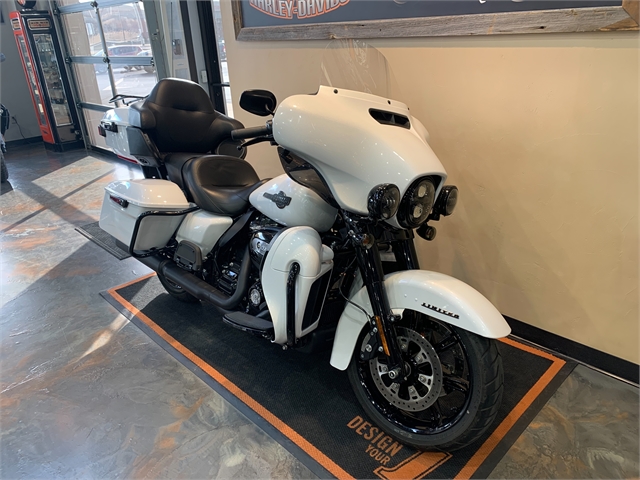 2024 Harley-Davidson Electra Glide Ultra Limited at Vandervest Harley-Davidson, Green Bay, WI 54303