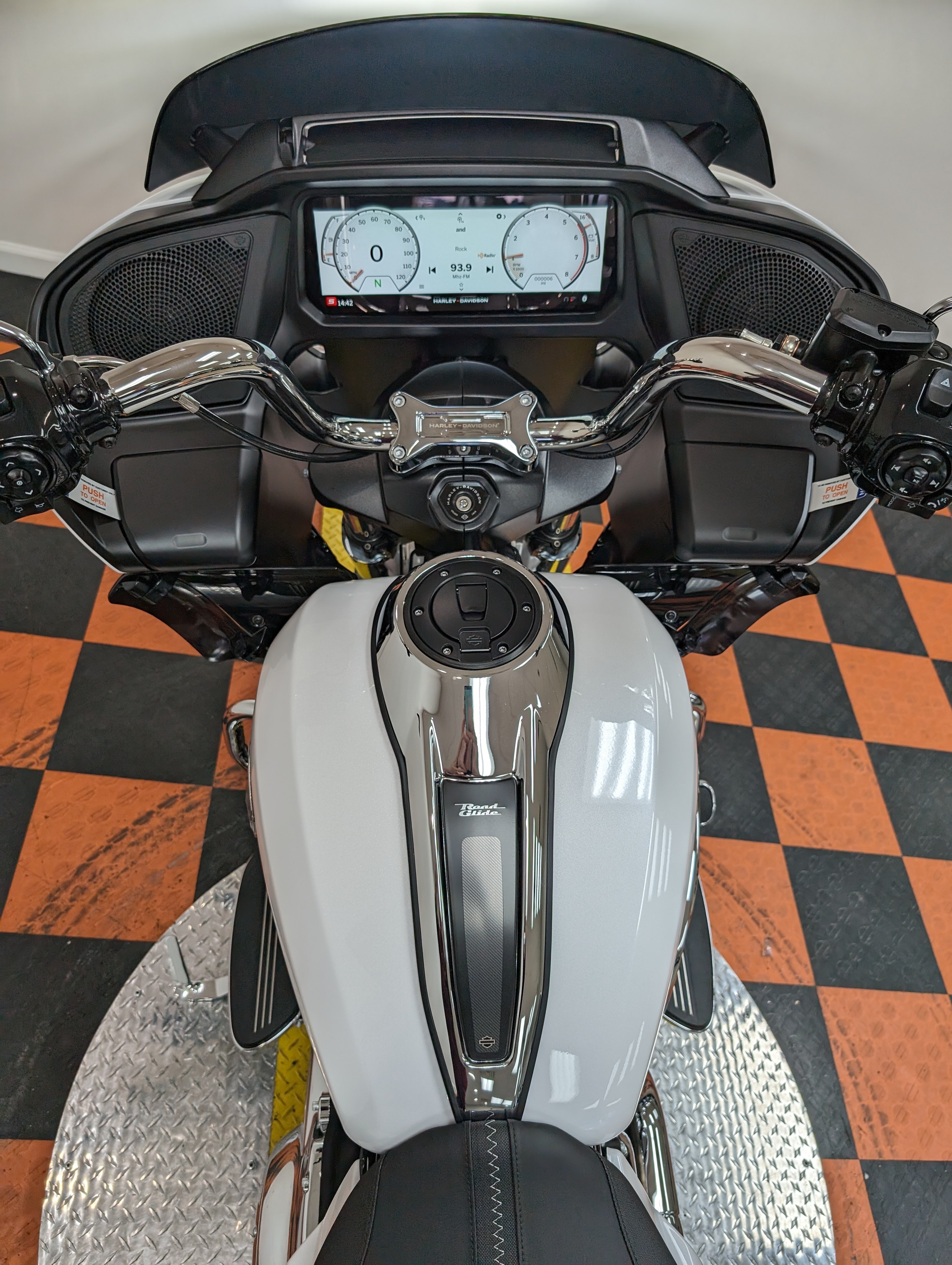 2024 Harley-Davidson Road Glide Base at Harley-Davidson of Indianapolis