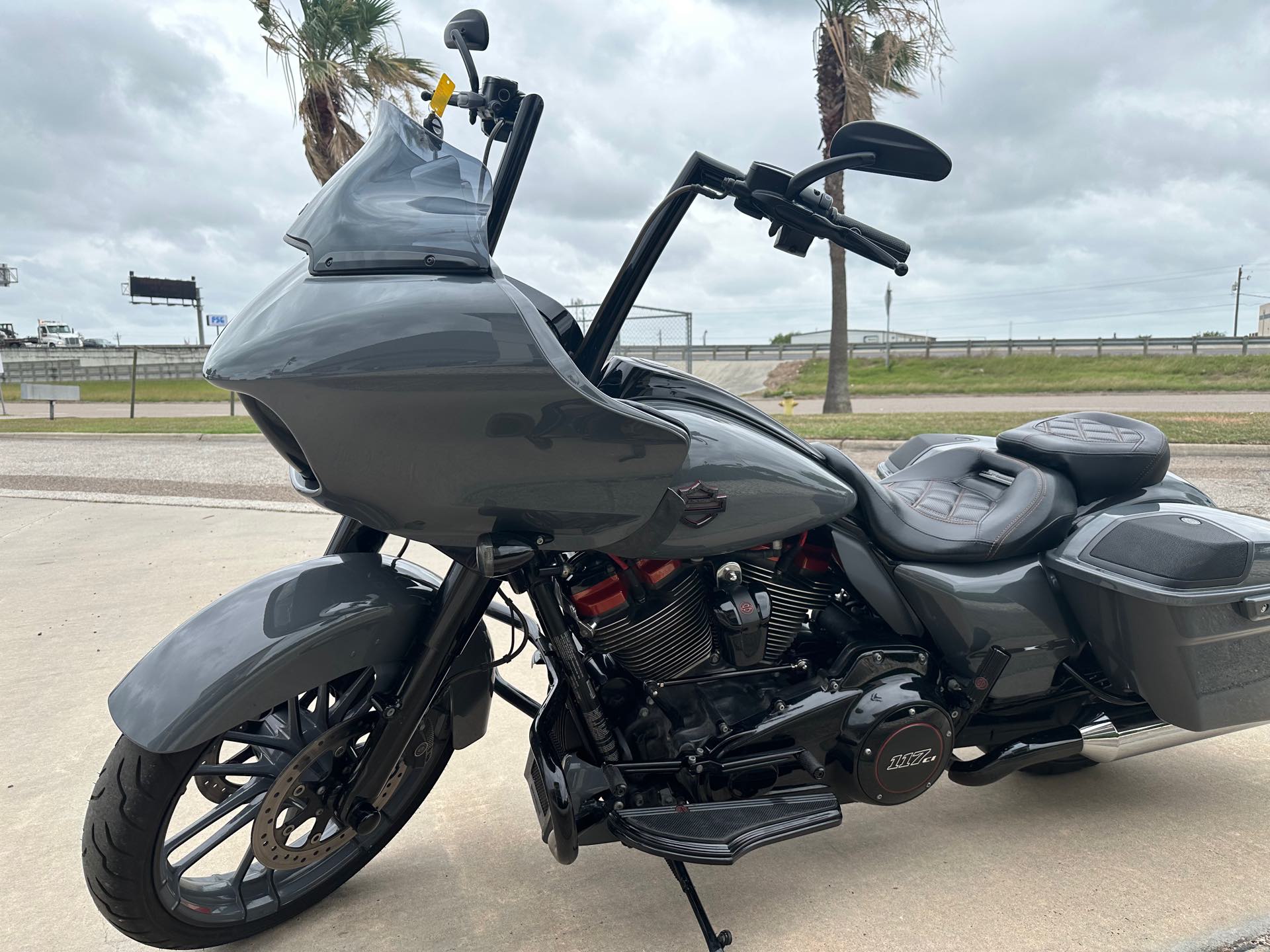 2018 Harley-Davidson Road Glide CVO Road Glide at Corpus Christi Harley Davidson