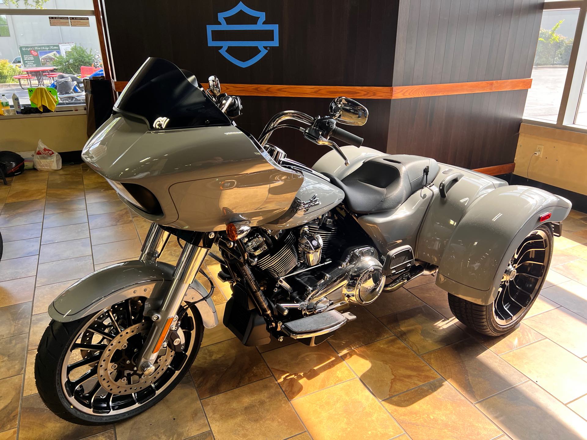 2024 Harley-Davidson Trike Road Glide 3 at Man O'War Harley-Davidson®