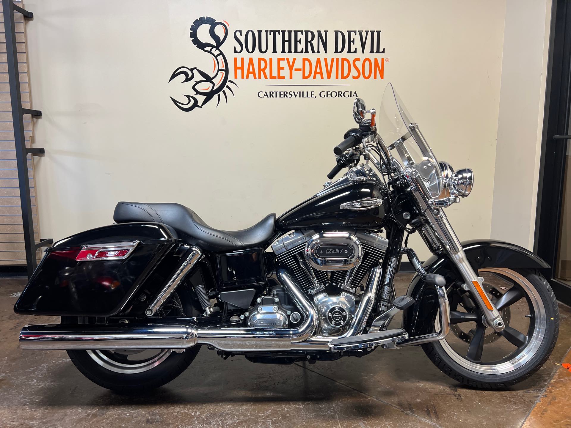 2016 Harley-Davidson Dyna Switchback at Southern Devil Harley-Davidson