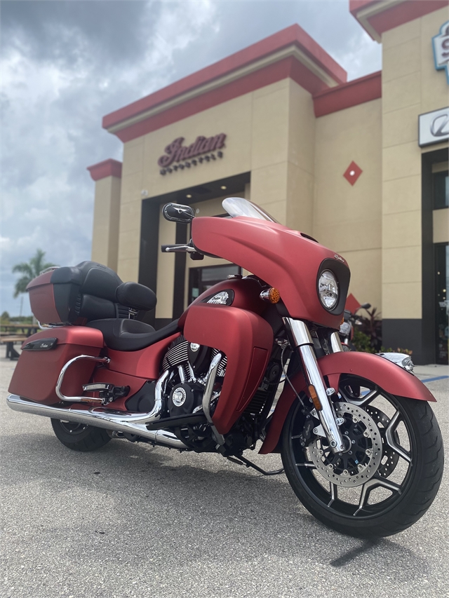 2020 Indian Roadmaster Dark Horse at Fort Myers