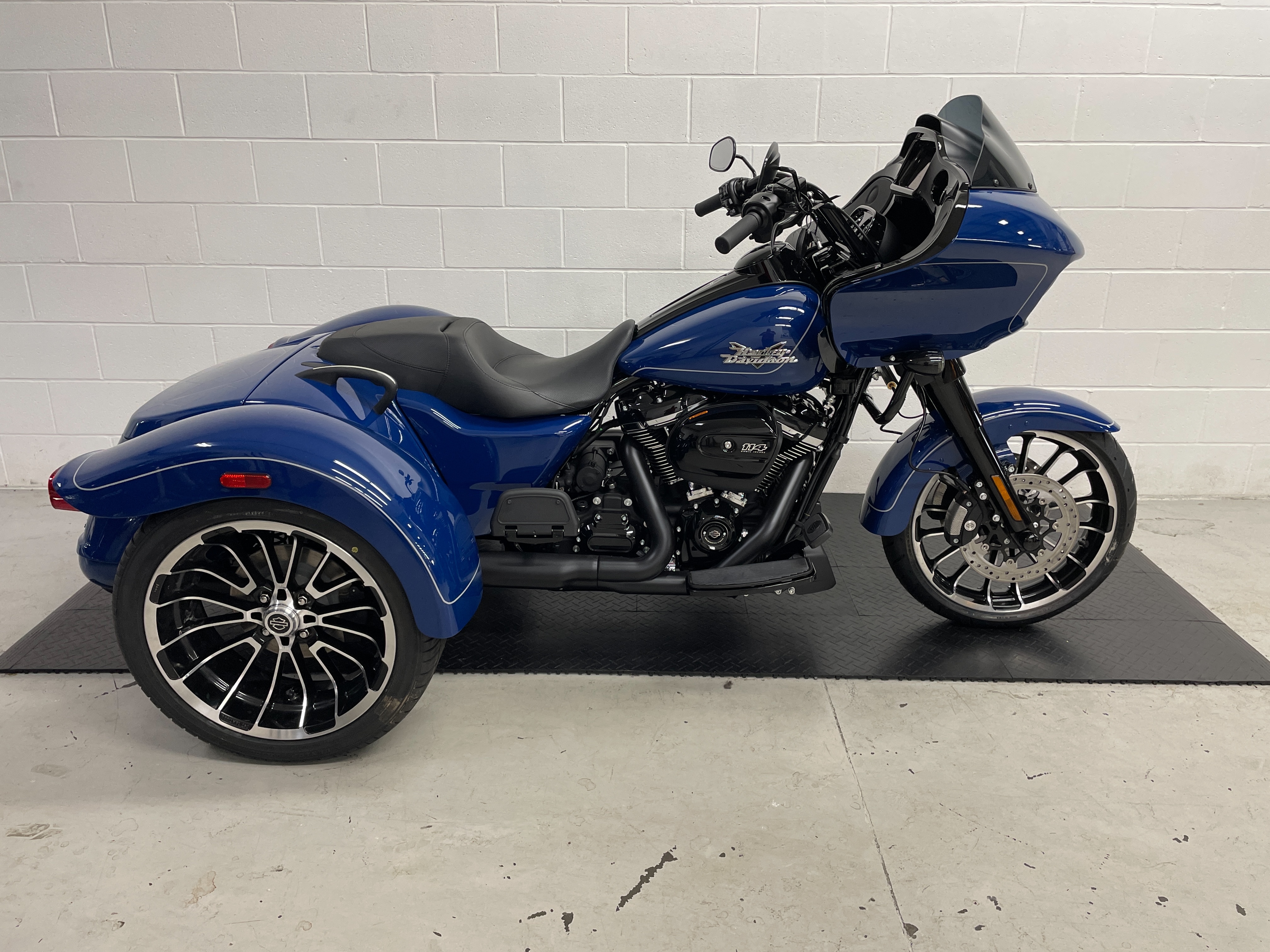 2023 Harley-Davidson Trike Road Glide 3 at Destination Harley-Davidson®, Silverdale, WA 98383