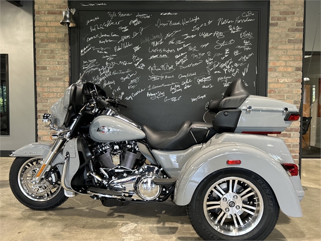 2024 Harley-Davidson Trike Tri Glide Ultra at Cox's Double Eagle Harley-Davidson