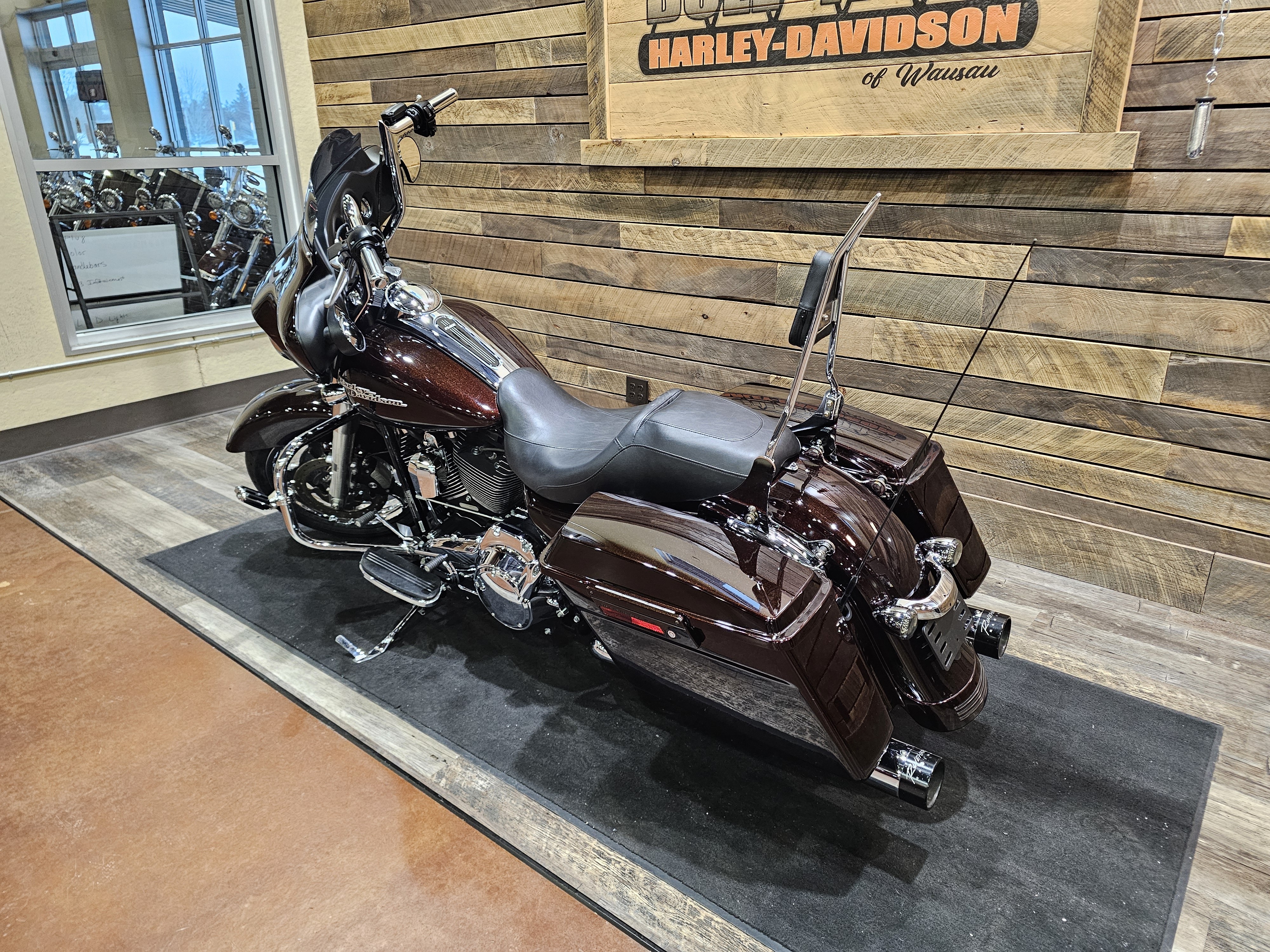 2011 Harley-Davidson Street Glide Base at Bull Falls Harley-Davidson