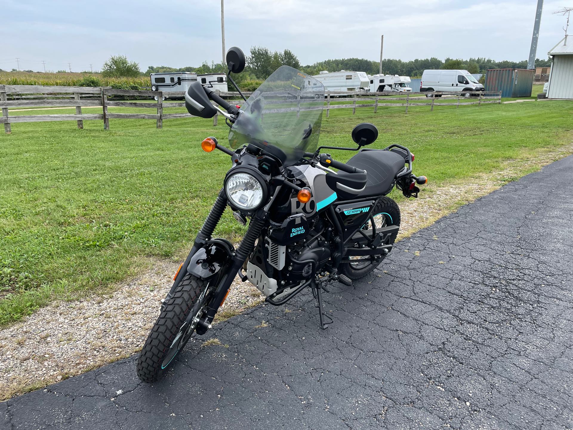 2023 Royal Enfield Scram 411 at Randy's Cycle