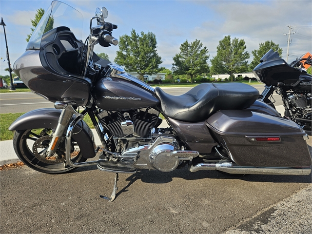 2016 Harley-Davidson Road Glide Base at Holeshot Harley-Davidson