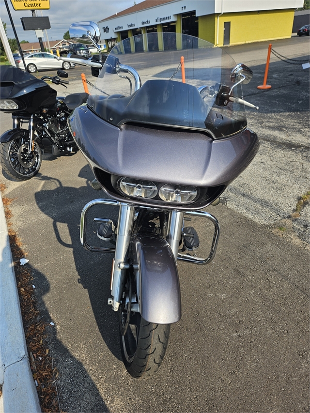 2016 Harley-Davidson Road Glide Base at Holeshot Harley-Davidson