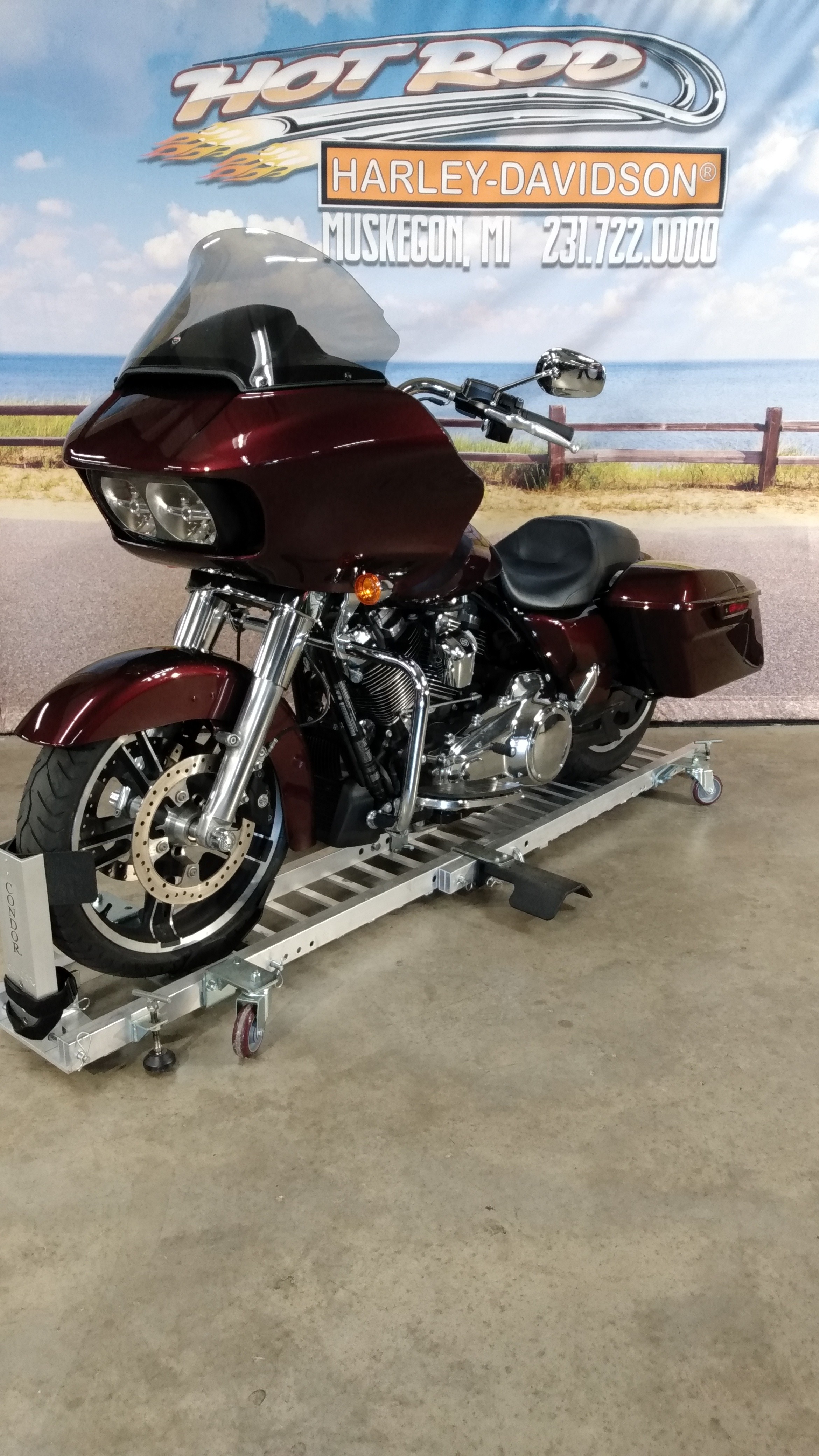 2018 Harley-Davidson Road Glide Base at Hot Rod Harley-Davidson