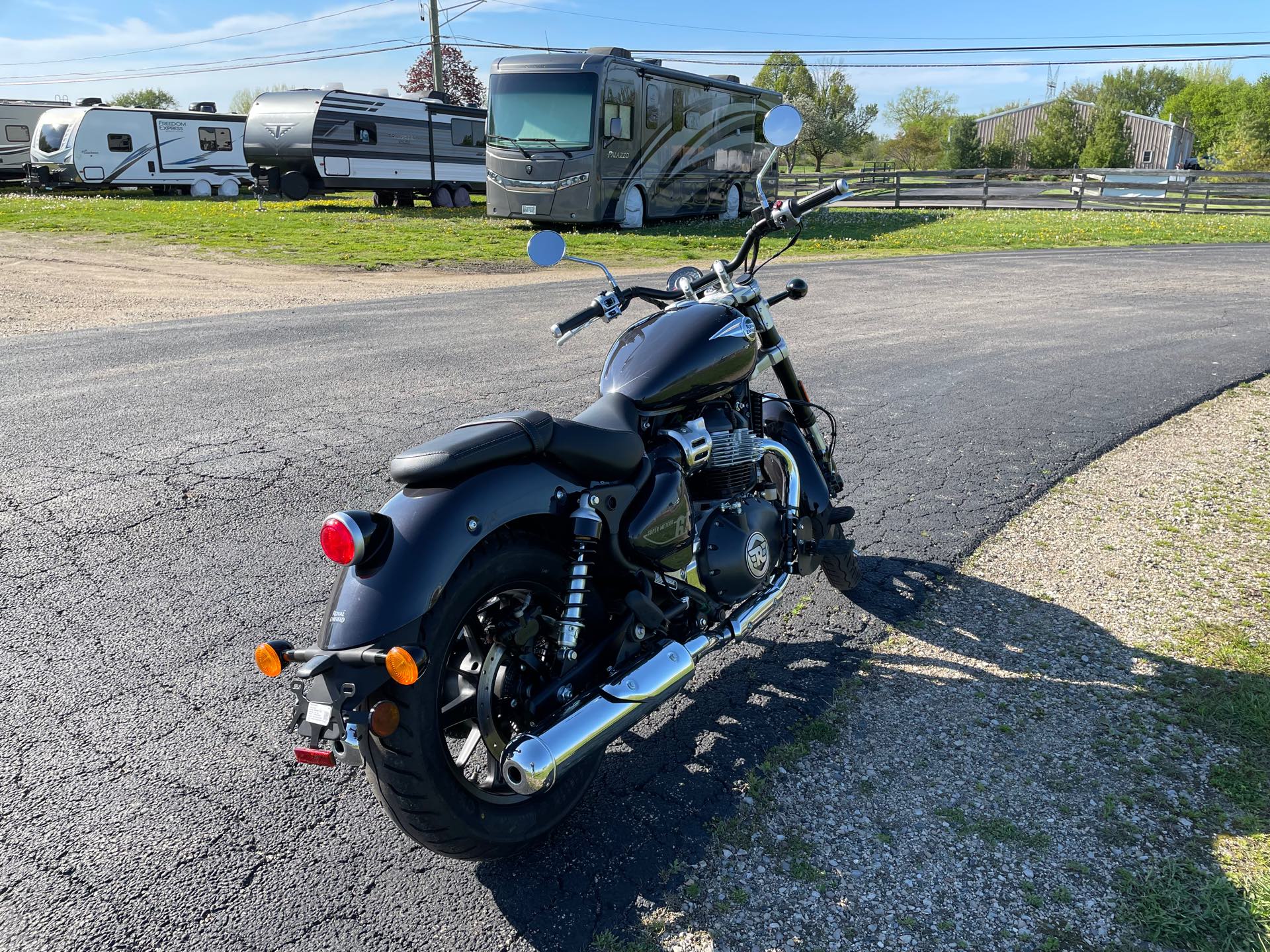 2024 Royal Enfield Super Meteor 650 at Randy's Cycle