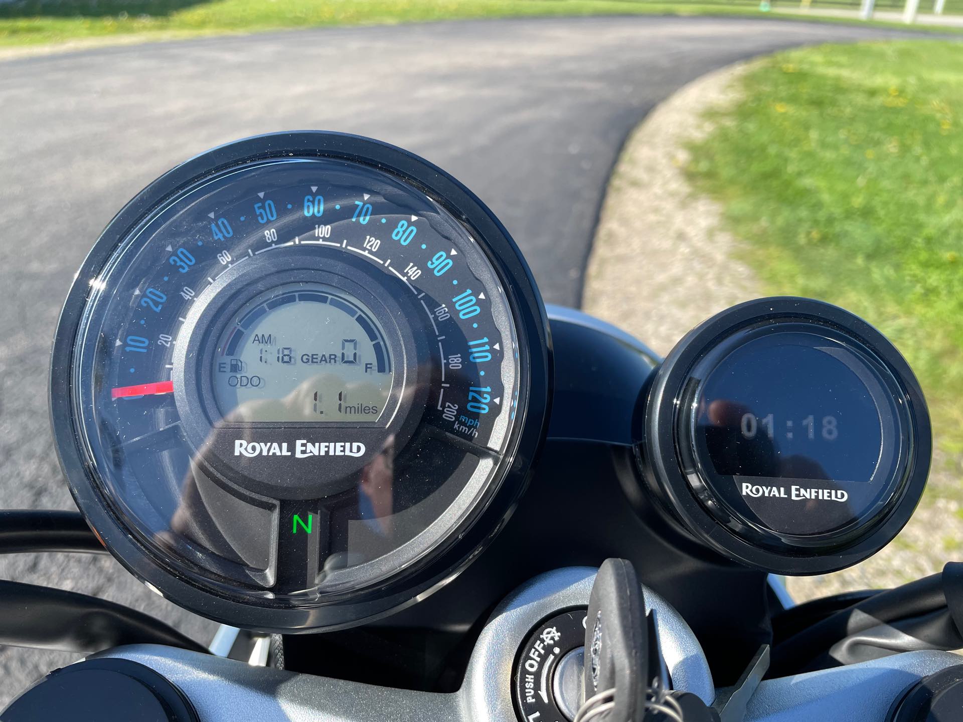 2024 Royal Enfield Super Meteor 650 at Randy's Cycle