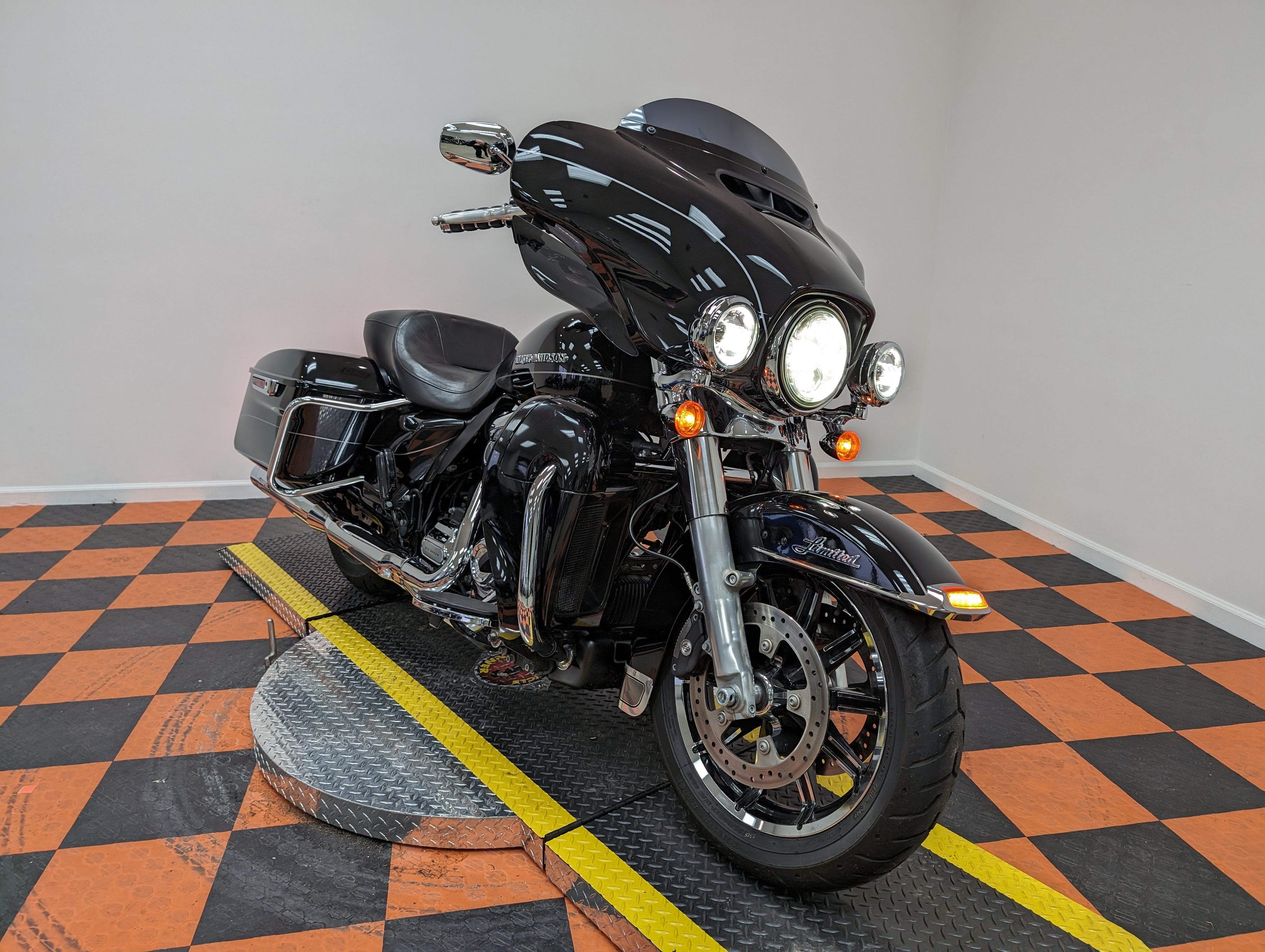 2017 Harley-Davidson Electra Glide Ultra Limited Low at Harley-Davidson of Indianapolis