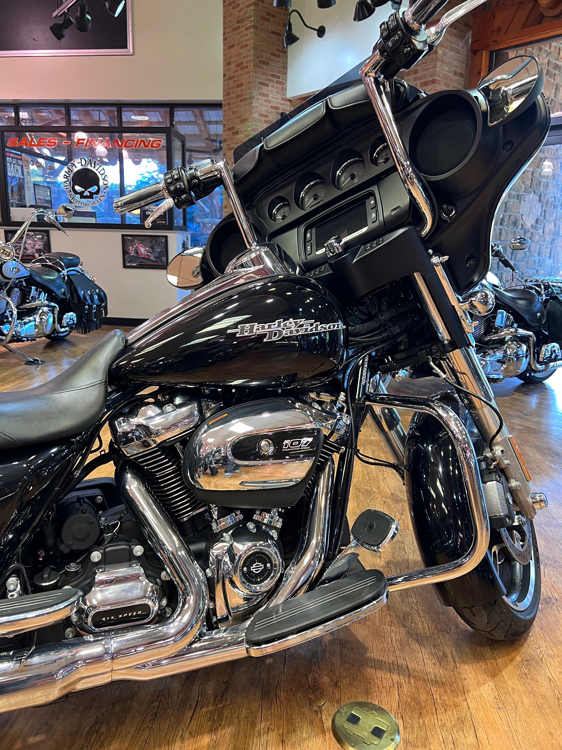 2018 Harley-Davidson Street Glide Base at #1 Cycle Center Harley-Davidson