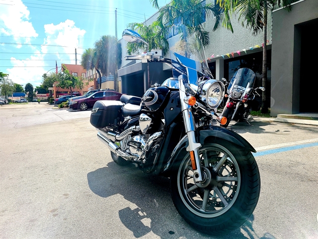 2018 Suzuki Boulevard C90T at Fort Lauderdale