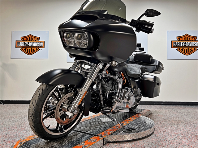 2015 Harley-Davidson Road Glide Base at Harley-Davidson of Madison