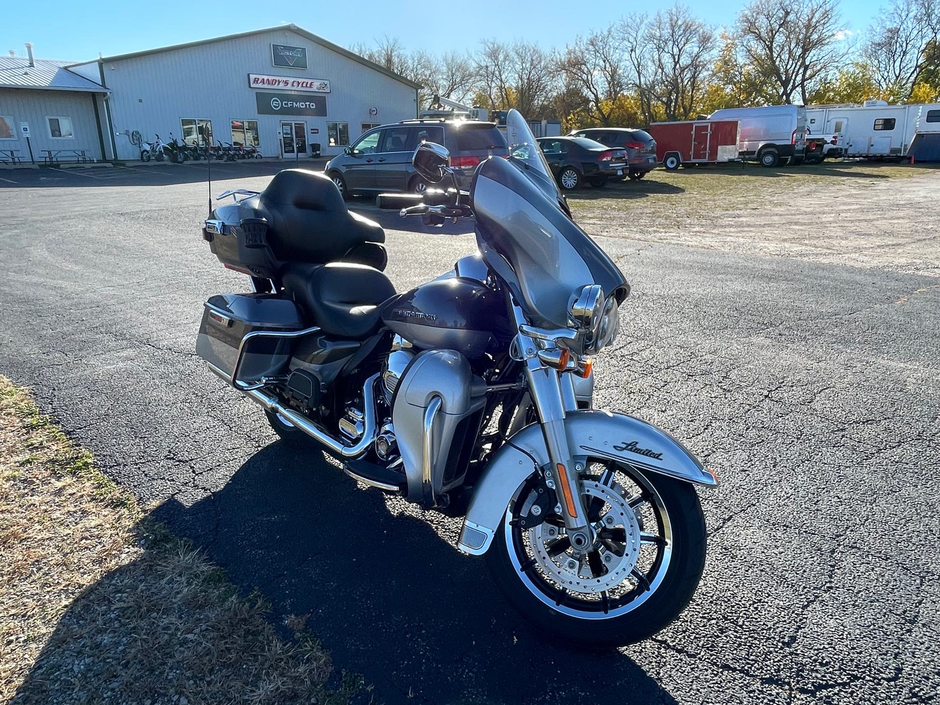 2014 Harley-Davidson Electra Glide Ultra Limited at Randy's Cycle