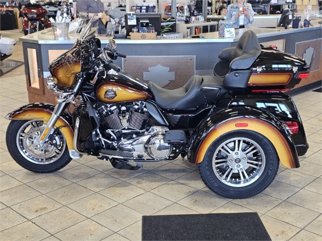 2024 Harley-Davidson Trike Tri Glide Ultra at Destination Harley-Davidson®, Tacoma, WA 98424