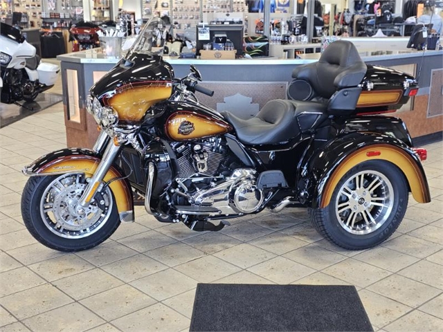 2024 Harley-Davidson Trike Tri Glide Ultra at Destination Harley-Davidson®, Tacoma, WA 98424