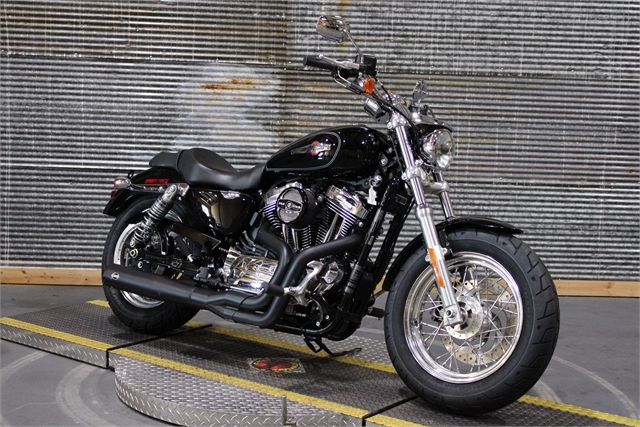 2017 Harley-Davidson Sportster 1200 Custom at Texarkana Harley-Davidson