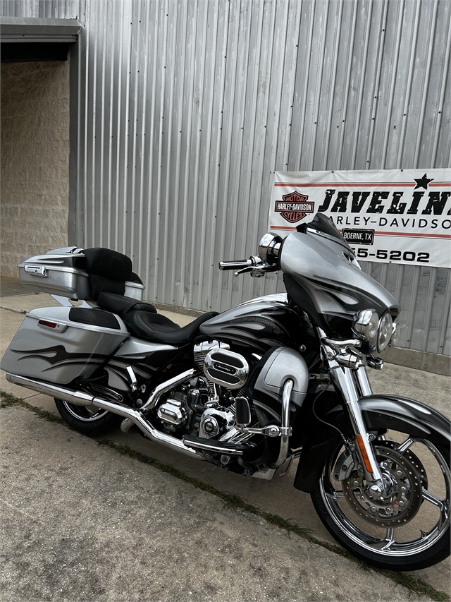 2015 Harley-Davidson Street Glide CVO Street Glide at Javelina Harley-Davidson