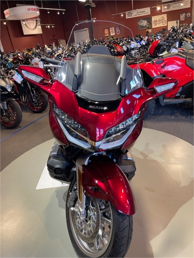 2018 Honda Gold Wing Tour DCT at Martin Moto