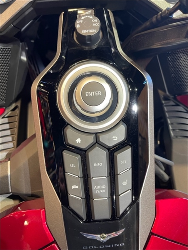 2018 Honda Gold Wing Tour DCT at Martin Moto