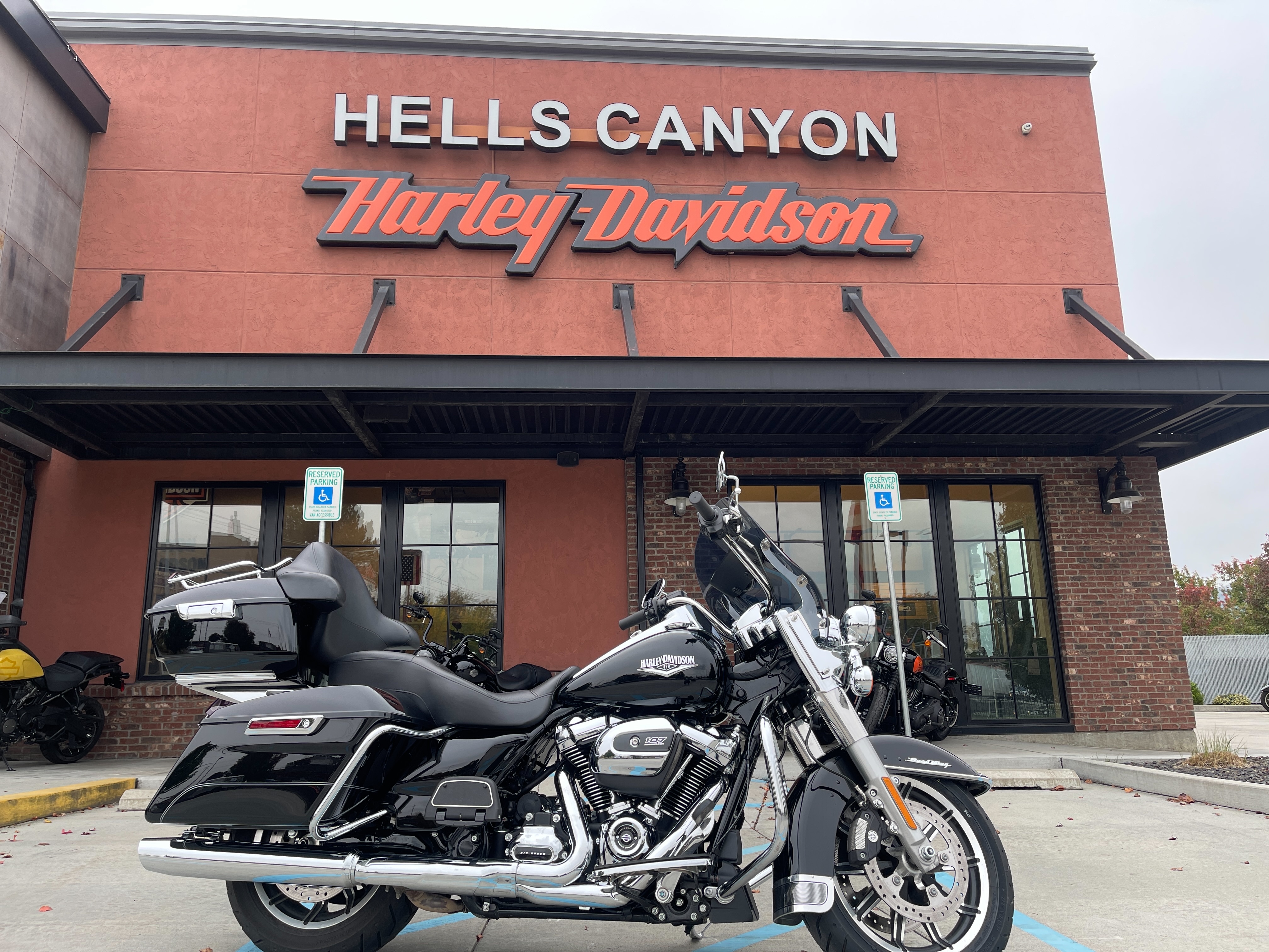 2017 Harley-Davidson Road King Base at Hells Canyon Harley-Davidson