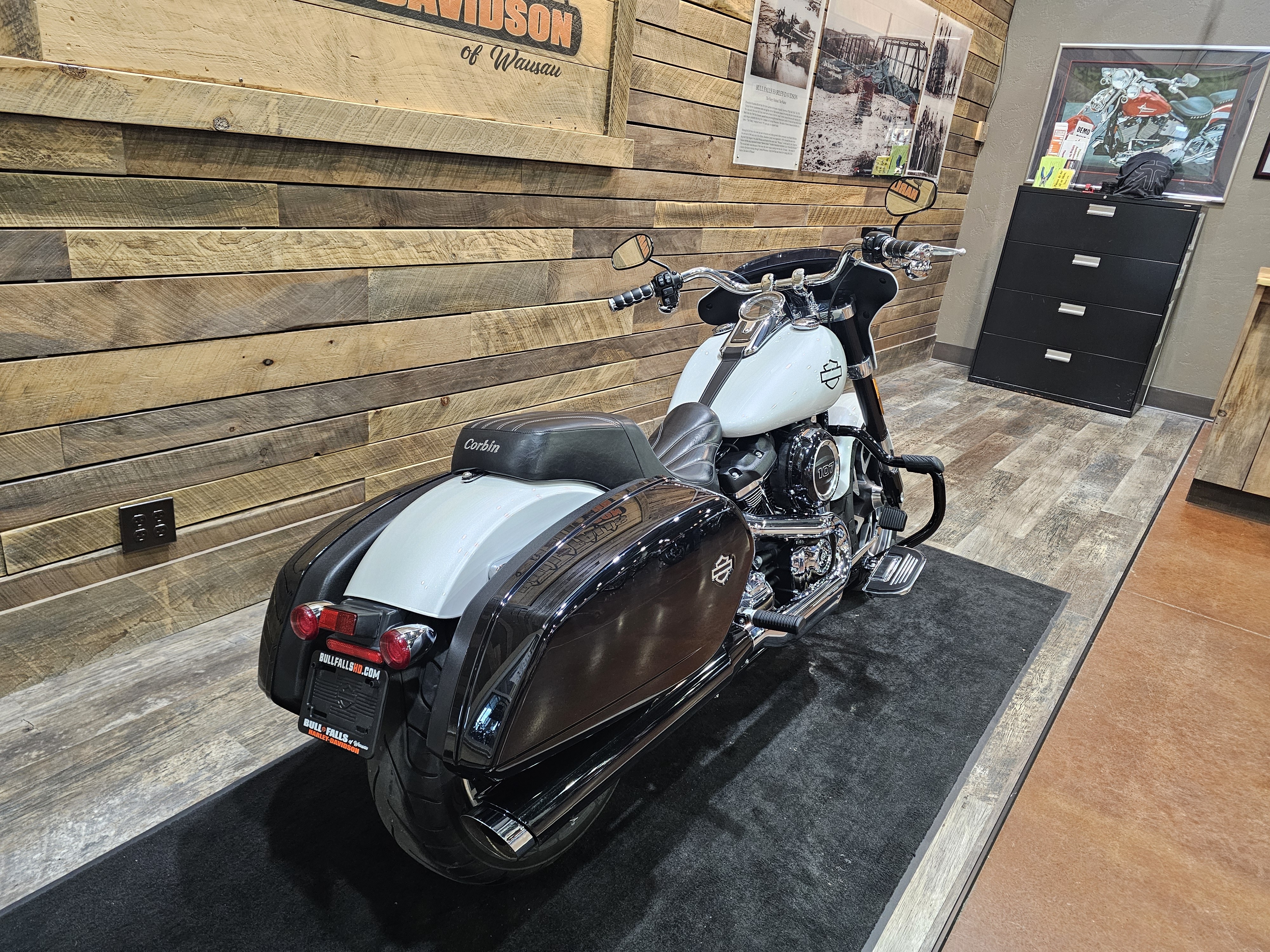 2018 Harley-Davidson Softail Sport GlideT at Bull Falls Harley-Davidson