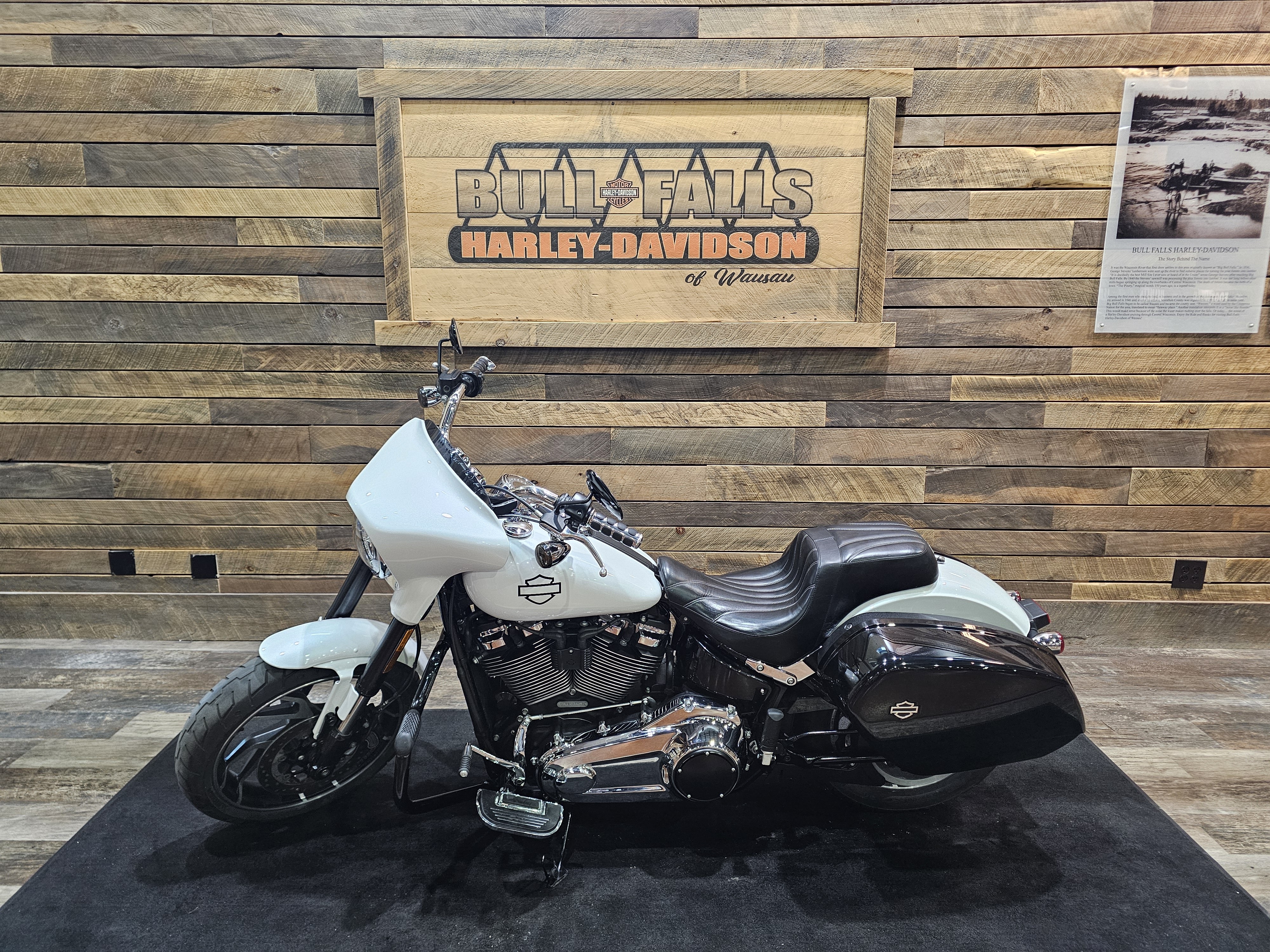 2018 Harley-Davidson Softail Sport GlideT at Bull Falls Harley-Davidson