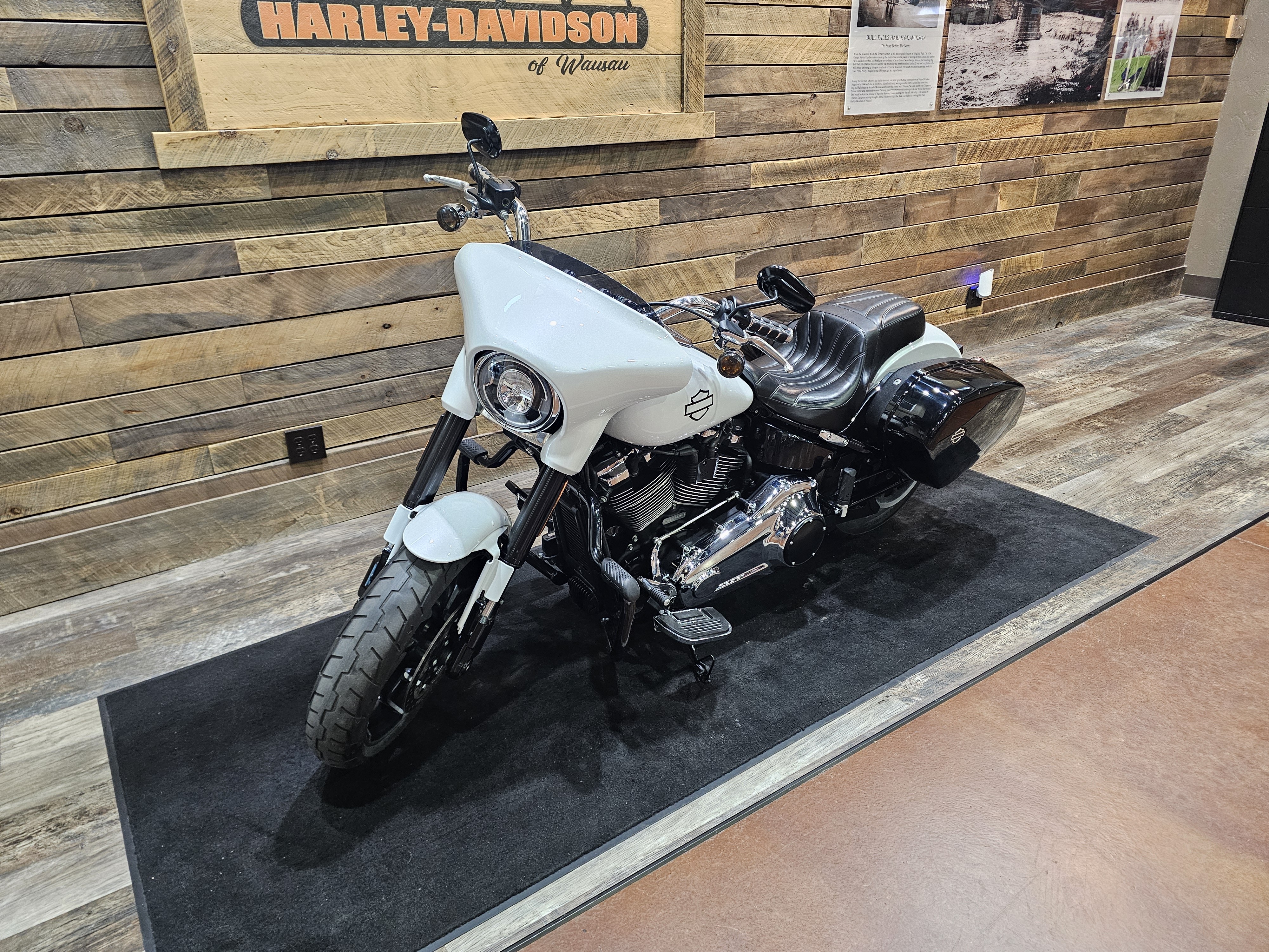 2018 Harley-Davidson Softail Sport GlideT at Bull Falls Harley-Davidson