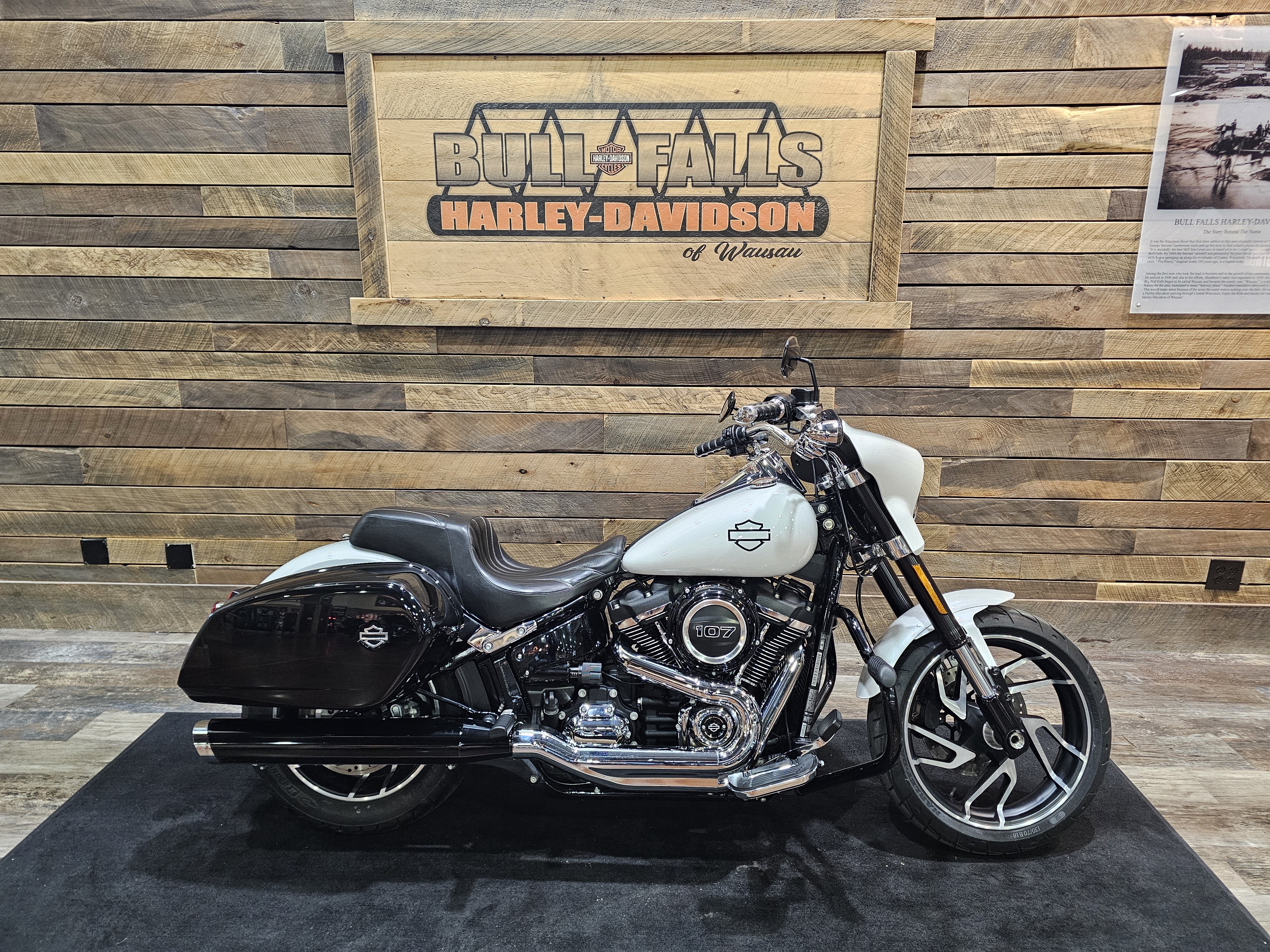 2018 Harley-Davidson Softail Sport GlideT at Bull Falls Harley-Davidson