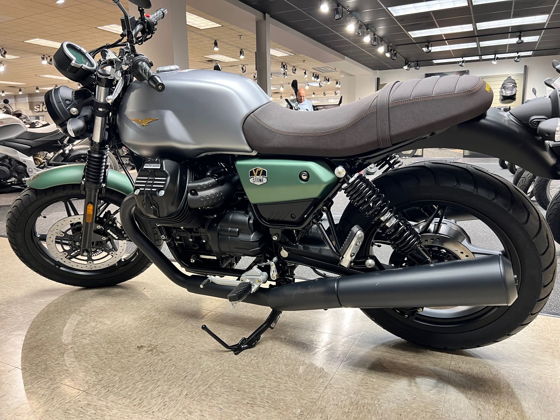 2022 Moto Guzzi V7 Stone Centenario E5 at Sloans Motorcycle ATV, Murfreesboro, TN, 37129