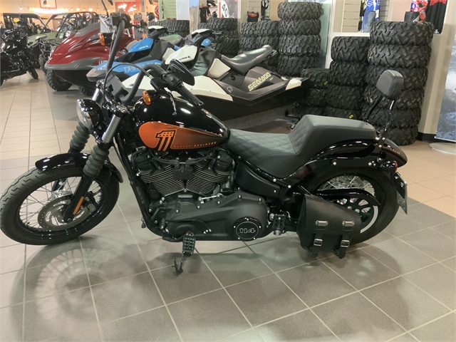 2021 Harley-Davidson Cruiser Street Bob 114 at Midland Powersports