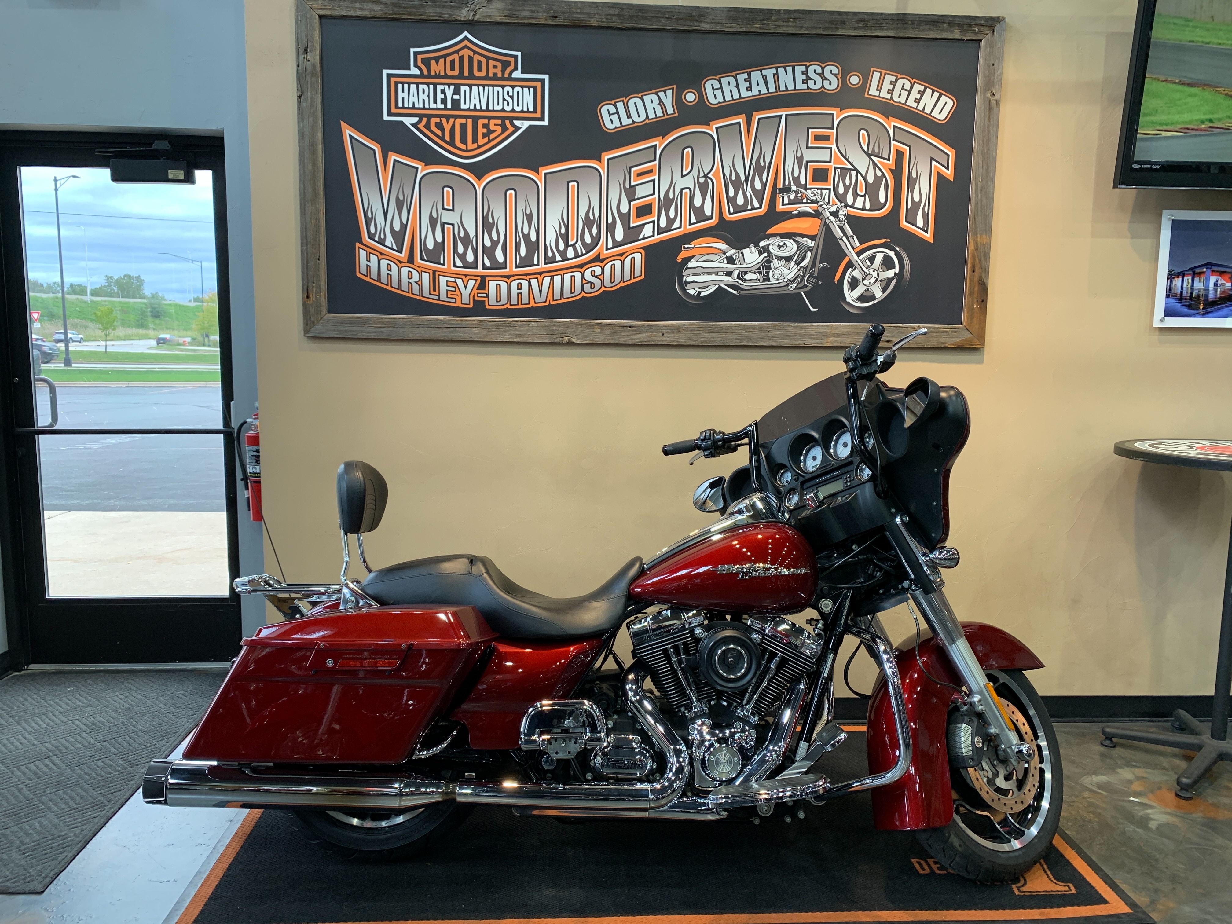 2010 Harley-Davidson Street Glide Base at Vandervest Harley-Davidson, Green Bay, WI 54303