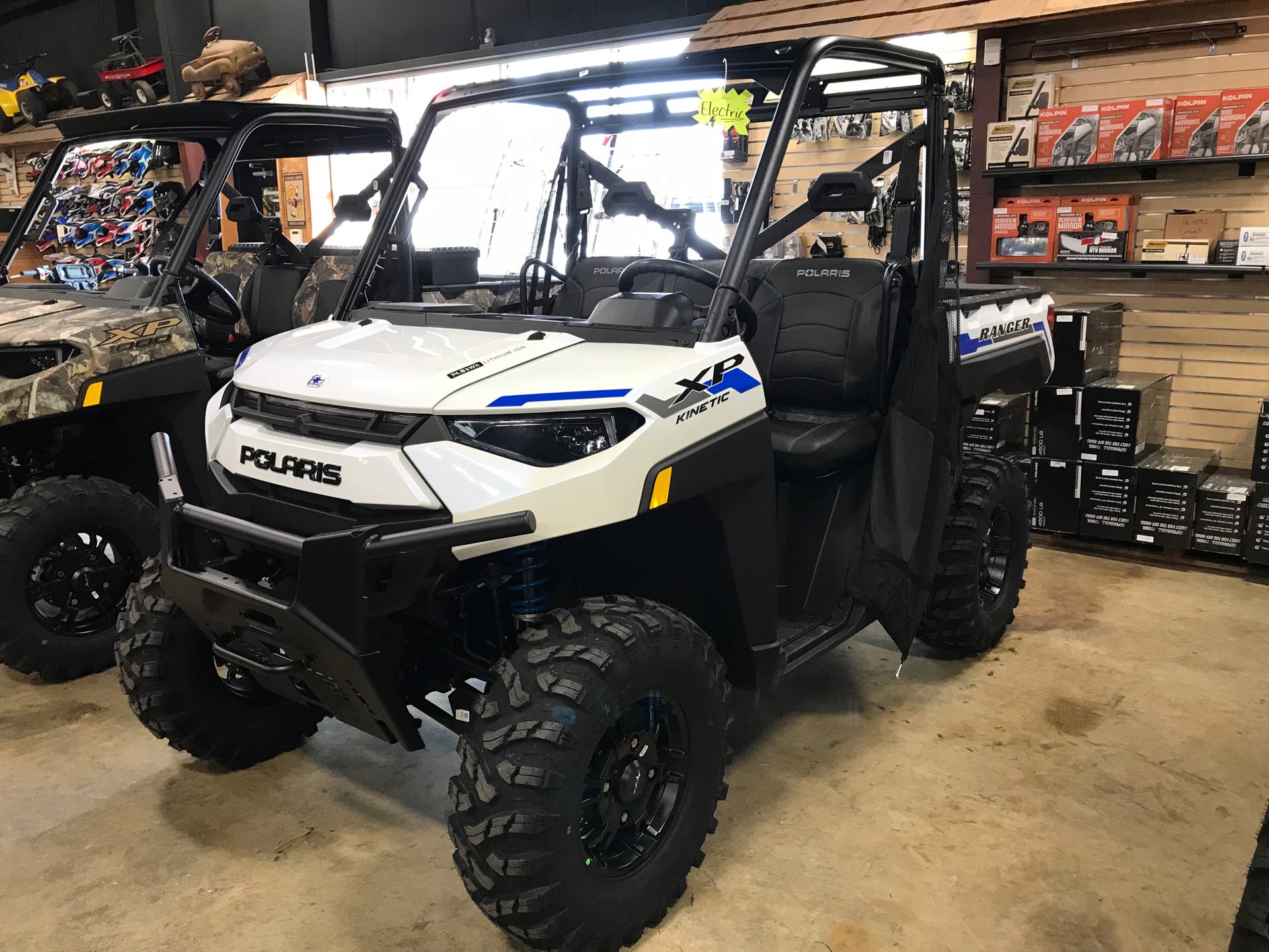 2024 POLARIS KINETIC PREM Premium at ATV Zone, LLC