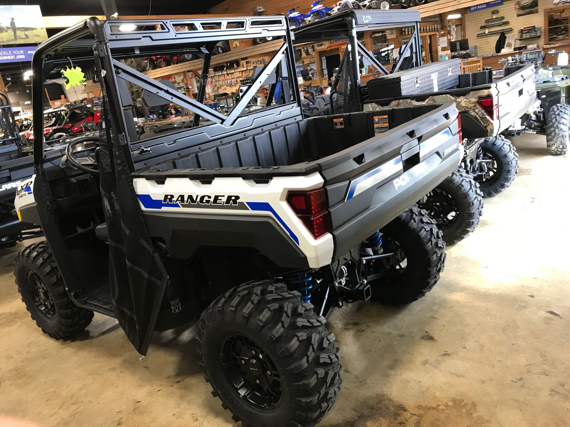 2024 POLARIS KINETIC PREM Premium at ATV Zone, LLC