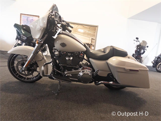 2022 Harley-Davidson Street Glide Special at Outpost Harley-Davidson