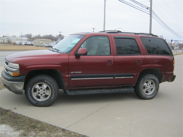 2001 Chevrolet Tahoe at Brenny's Motorcycle Clinic, Bettendorf, IA 52722