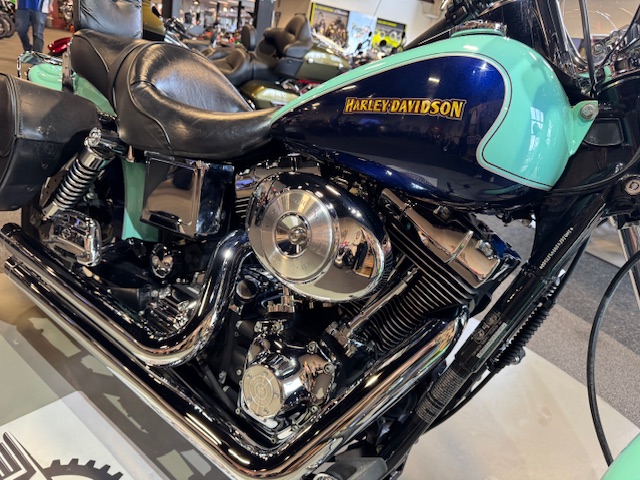2002 HARLEY DAVIDSON WIDEGLIDE at Martin Moto