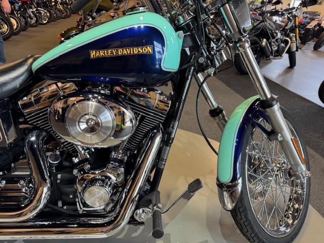 2002 HARLEY DAVIDSON WIDEGLIDE at Martin Moto