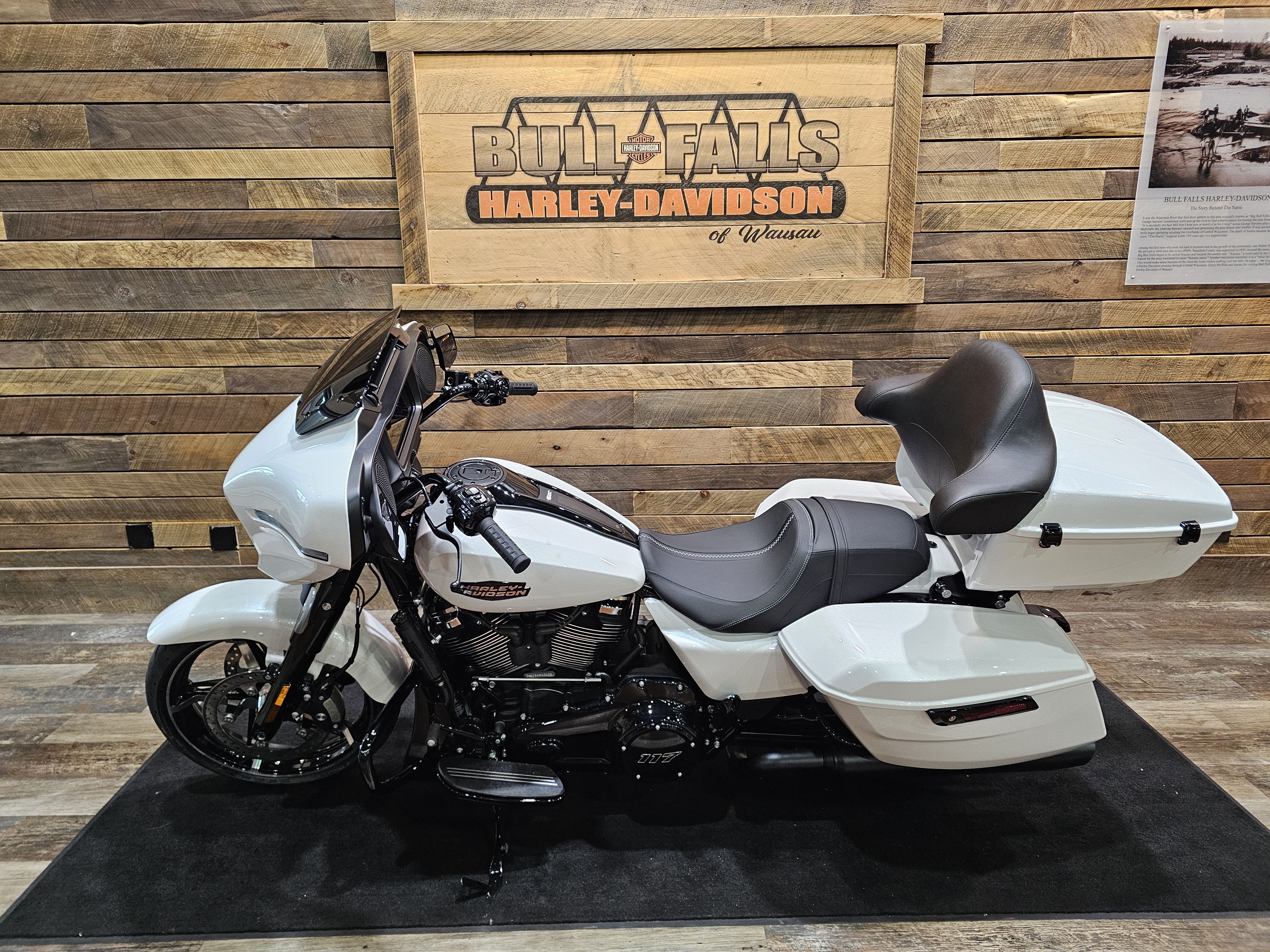 2024 Harley-Davidson Street Glide Base at Bull Falls Harley-Davidson